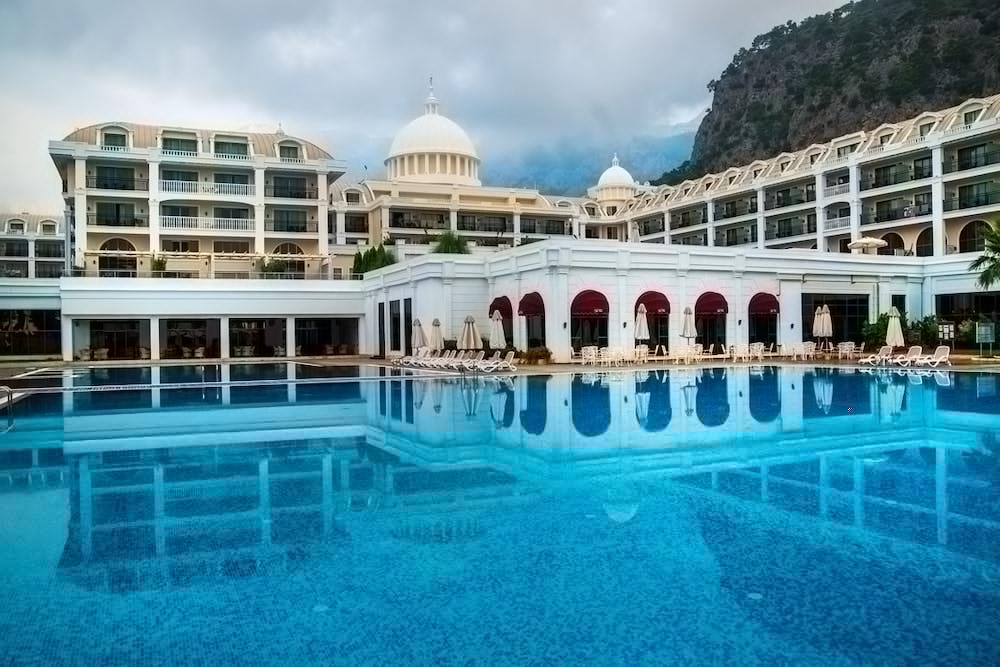 Juju Premier Palace Otel 5*