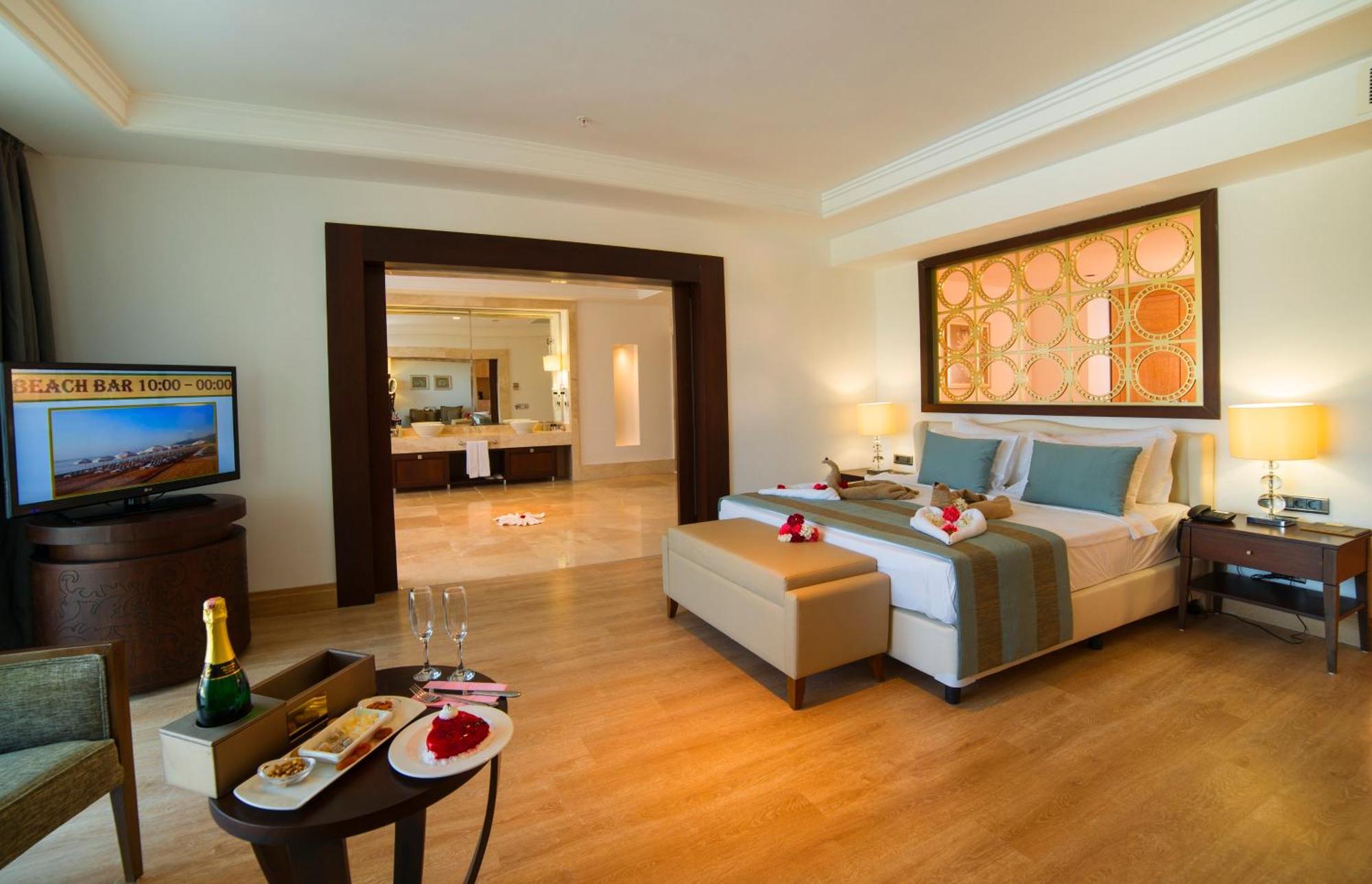 Juju Premier Palace 5*