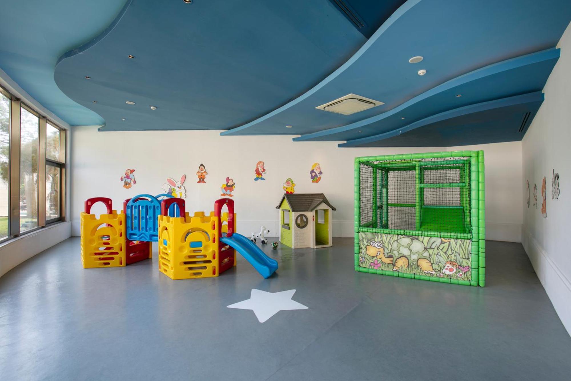 Juju Premier Palace Бельдиби