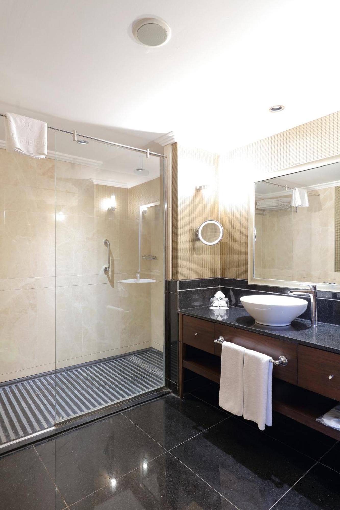 Juju Premier Palace Hotel 5*